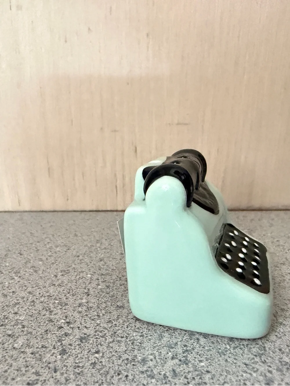 New Crate & Barrel Old Fashioned Retro Typewriter Light Teal Blue Pepper Shaker